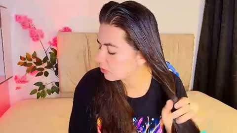 Emma online show from 07-12-26, 04:47