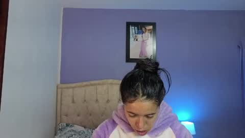 Stephania online show from 05-13-26, 02:47
