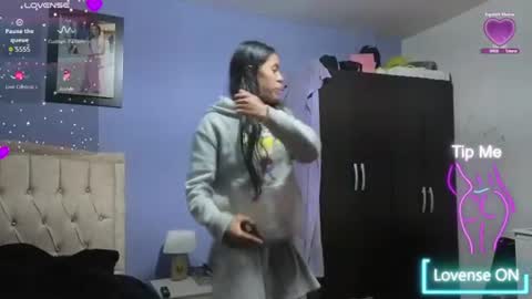Stephania online show from 06-16-26, 01:41