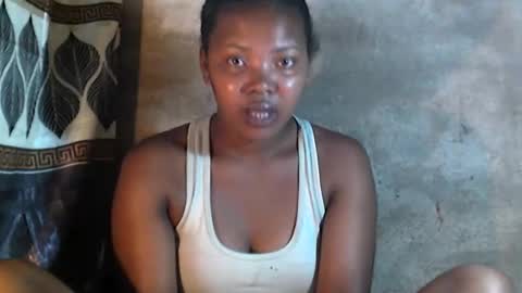 Snapshot of stephanie172 chatting on 12-22-25, 02:25 stephanie172 online show from 12-22-25, 02:25