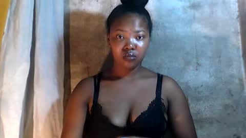 Snapshot of stephanie172 chatting on 01-10-26, 02:46 stephanie172 online show from 01-10-26, 02:46