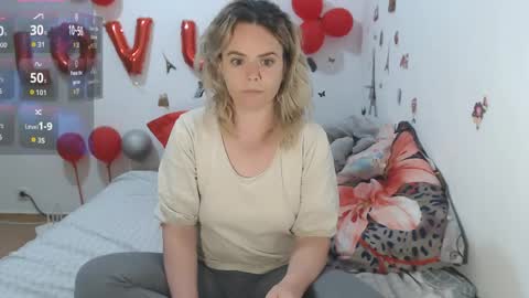 Stephanie   online show from 05-13-26, 10:23