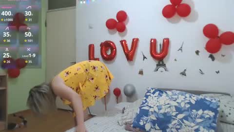Stephanie   online show from 06-10-26, 10:36