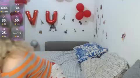 Stephanie   online show from 06-15-26, 10:17
