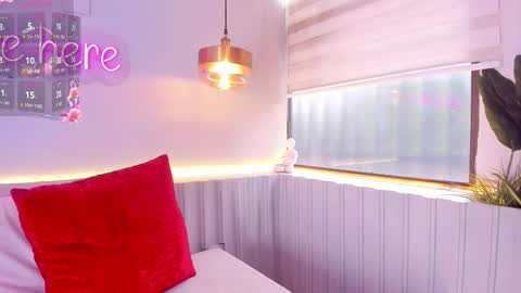 Stephany  online show from 01-13-26, 04:34