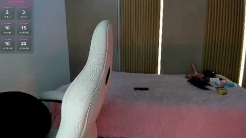 Stephany online show from 07-14-26, 04:17