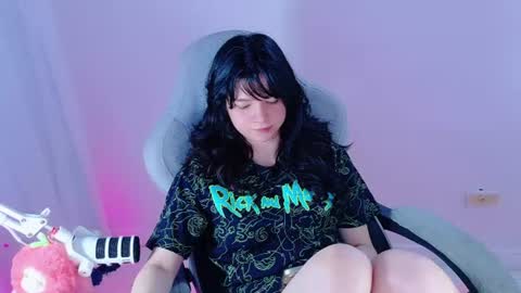 Snapshot of stephybrown chatting on 07-11-26, 11:17 stephy online show from 07-11-26, 11:17