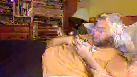 Ian23602 online show from 12-05-25, 11:52