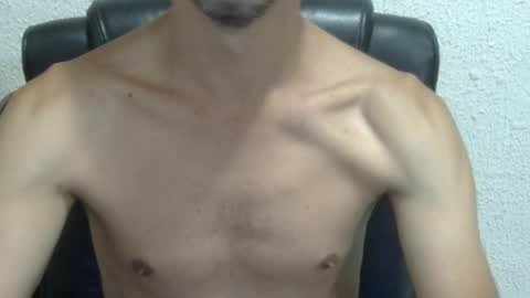 Snapshot of sterling_archer_24 chatting on 02-03-25, 01:52 sterling_archer_24 online show from 02-03-25, 01:52