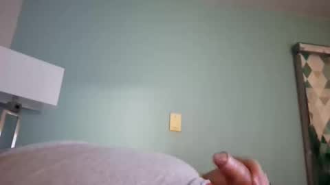 Snapshot of steve1071825083 chatting on 11-05-25, 08:03 steve1071825083 online show from 11-05-25, 08:03