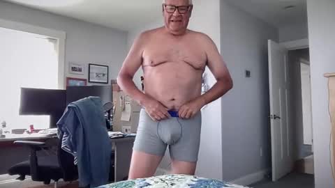 Snapshot of steve988279 chatting on 09-21-25, 02:19 Steve online show from 09-21-25, 02:19