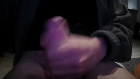 Snapshot of steve9925 chatting on 02-12-25, 06:51 steve9925 online show from 02-12-25, 06:51