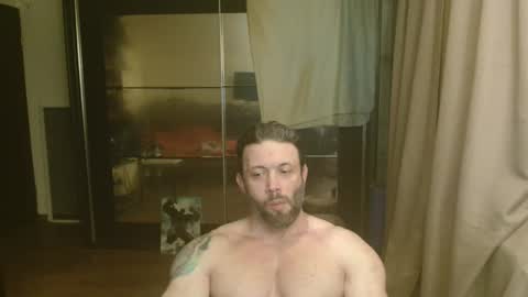Snapshot of stevebulkzor chatting on 04-15-26, 10:43 Steve Oakenshield son of John son of Vasyl online show from 04-15-26, 10:43