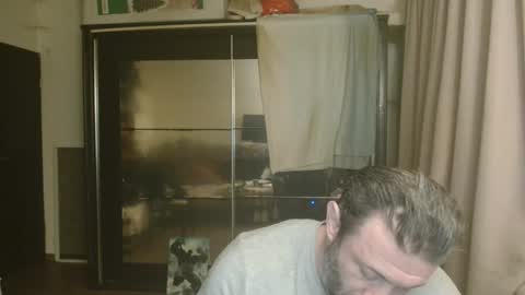 Snapshot of stevebulkzor chatting on 04-25-26, 07:00 Steve Oakenshield son of John son of Vasyl online show from 04-25-26, 07:00