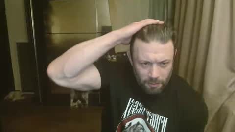 Snapshot of stevebulkzor chatting on 05-14-26, 12:17 Steve Oakenshield son of John son of Vasyl online show from 05-14-26, 12:17