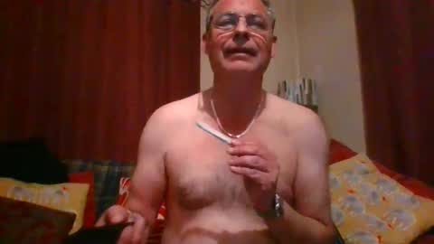 Snapshot of stevejm3740 chatting on 04-12-26, 01:10 stevejm3740 online show from 04-12-26, 01:10