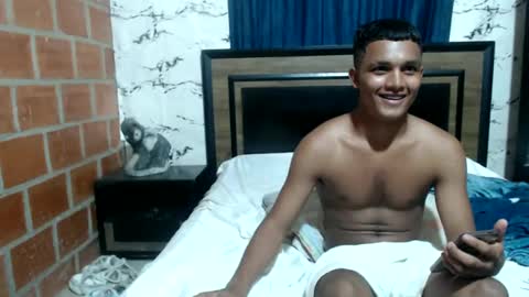 Snapshot of steven_big_dick23 chatting on 12-02-24, 12:19 Steven online show from 12-02-24, 12:19