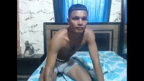 Snapshot of steven_big_dick23 chatting on 01-03-25, 08:01 Steven online show from 01-03-25, 08:01