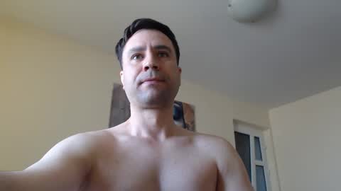 Snapshot of stevenbradley2017 chatting on 03-09-26, 10:30 Steven online show from 03-09-26, 10:30