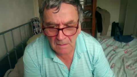 Snapshot of stevencharles54 chatting on 11-07-25, 10:48 slave for computer control online show from 11-07-25, 10:48