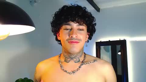 Snapshot of stevennavarro chatting on 03-14-26, 02:39 Daniel Steven Navarro online show from 03-14-26, 02:39