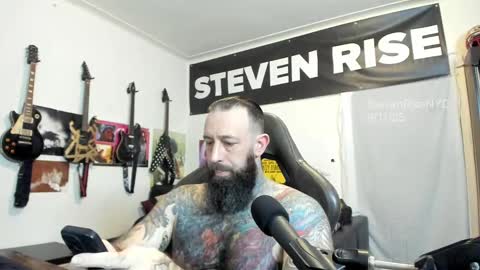 Snapshot of stevenrisenyc chatting on 09-12-25, 02:55 StevenRiseNYC online show from 09-12-25, 02:55