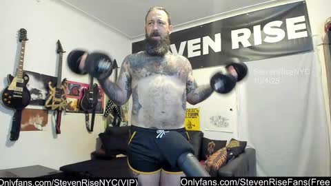 Snapshot of stevenrisenyc chatting on 10-06-25, 12:19 StevenRiseNYC online show from 10-06-25, 12:19