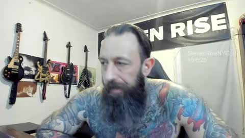 Snapshot of stevenrisenyc chatting on 10-07-25, 11:24 StevenRiseNYC online show from 10-07-25, 11:24