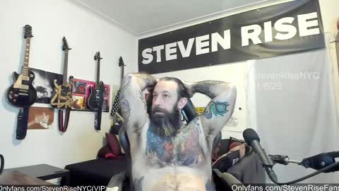 Snapshot of stevenrisenyc chatting on 11-06-25, 02:18 StevenRiseNYC online show from 11-06-25, 02:18