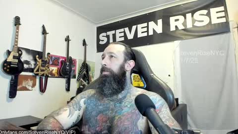 Snapshot of stevenrisenyc chatting on 11-07-25, 11:05 StevenRiseNYC online show from 11-07-25, 11:05