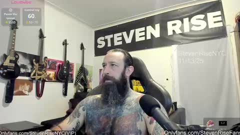 Snapshot of stevenrisenyc chatting on 11-13-25, 02:49 StevenRiseNYC online show from 11-13-25, 02:49