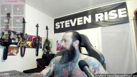 Snapshot of stevenrisenyc chatting on 11-19-25, 01:38 StevenRiseNYC online show from 11-19-25, 01:38