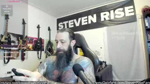 Snapshot of stevenrisenyc chatting on 01-11-26, 02:38 StevenRiseNYC online show from 01-11-26, 02:38