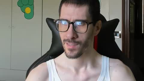 Snapshot of stevex870 chatting on 09-11-25, 07:41 Steve online show from 09-11-25, 07:41