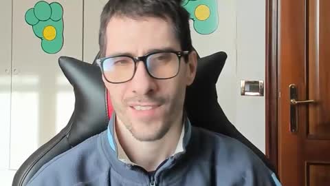 Snapshot of stevex870 chatting on 11-29-25, 09:12 Steve online show from 11-29-25, 09:12