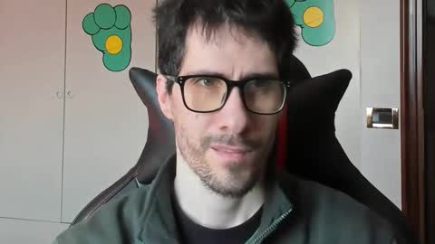 Snapshot of stevex870 chatting on 03-08-26, 09:02 Steve online show from 03-08-26, 09:02