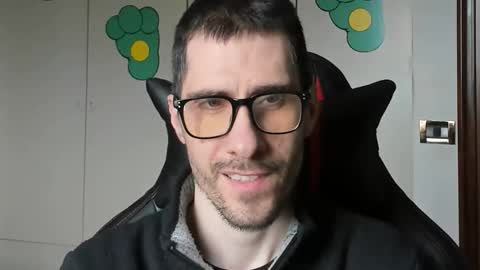 Snapshot of stevex870 chatting on 03-30-26, 02:40 Steve online show from 03-30-26, 02:40