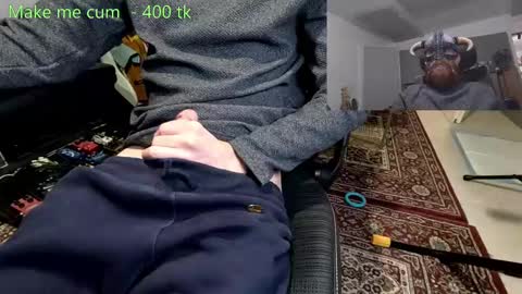 Snapshot of stevie_grey chatting on 02-24-25, 07:19 stevie_grey online show from 02-24-25, 07:19