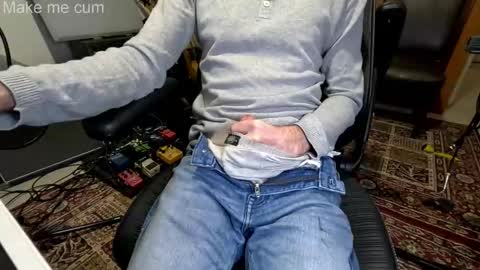 Snapshot of stevie_grey chatting on 11-17-25, 03:51 stevie_grey online show from 11-17-25, 03:51