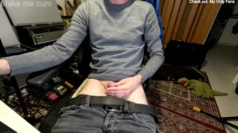 Snapshot of stevie_grey chatting on 04-06-26, 07:37 stevie_grey online show from 04-06-26, 07:37