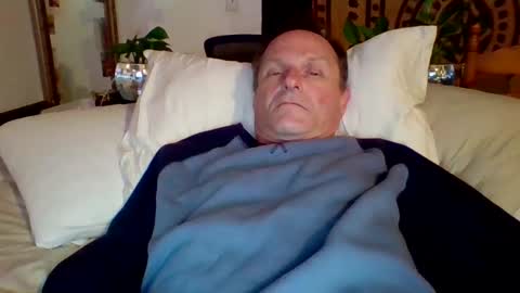 steviehard7 online show from 02-03-25, 04:46