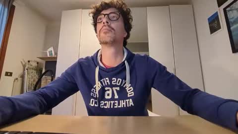 Snapshot of sti270452 chatting on 11-16-25, 12:11 Jenk online show from 11-16-25, 12:11