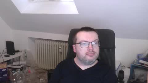 Snapshot of still_alive1985 chatting on 02-23-26, 07:39 Oliver online show from 02-23-26, 07:39