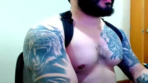 stiven253958 online show from 05-13-26, 11:11