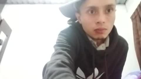 stiven_1207 online show from 05-08-26, 01:55