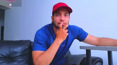 Snapshot of stiven_montiel chatting on 09-24-25, 11:46 Stiven Montiel online show from 09-24-25, 11:46