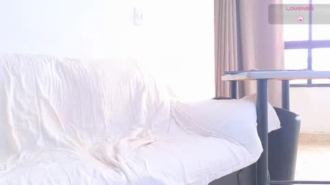 Snapshot of stiven_montiel chatting on 10-31-25, 01:23 Stiven Montiel online show from 10-31-25, 01:23