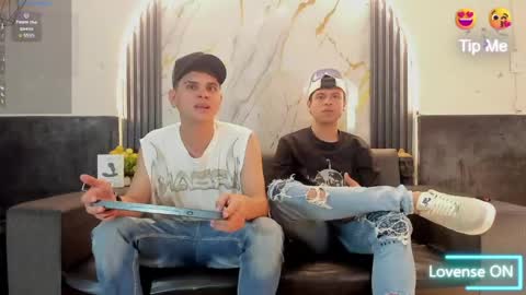 friends online show from 05-01-26, 04:17