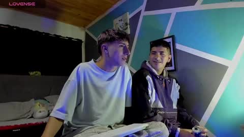 Stiven  online show from 03-20-26, 04:50