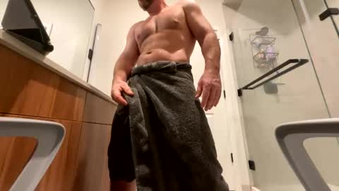 Snapshot of stlhotwifeguy chatting on 02-28-25, 07:56 stlhotwifeguy online show from 02-28-25, 07:56